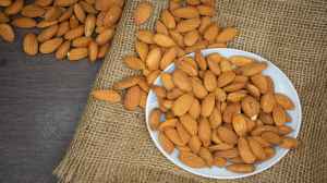 10 Best Popular Almond Brands On Amazon India (December 2025)