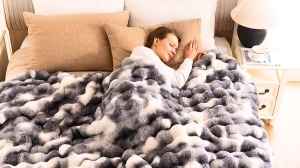 5 Best Monte Carlo Blankets for Heavy Winter: Stay Warm in Extreme Cold 