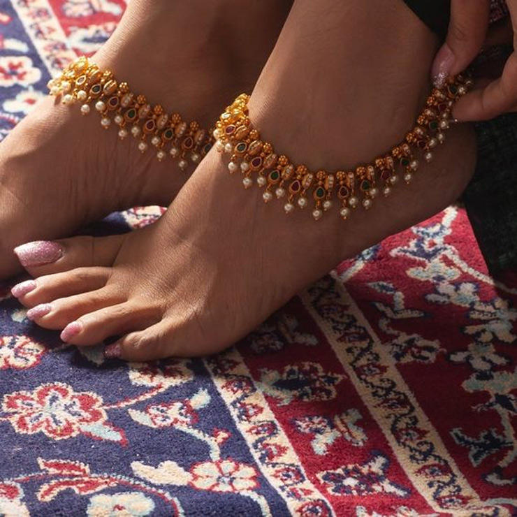 Golden Pearl Anklet Design
