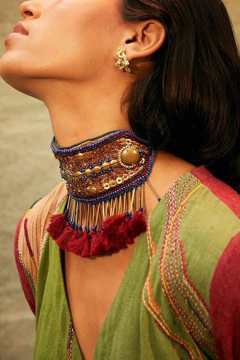Large Tassel Choker Necklace Design