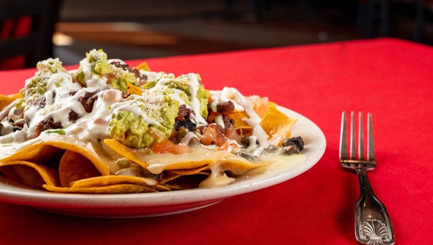 How To Make Cheese Loaded Nachos Mexican Style