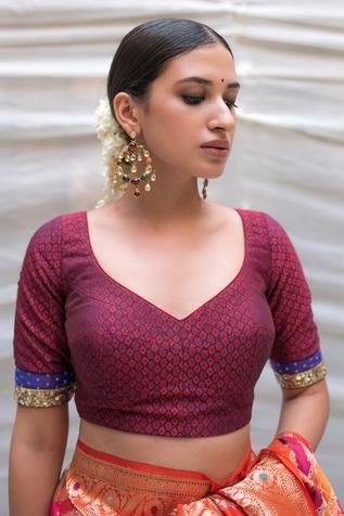 Sweetheart Neck Cotton Saree Blouse Design