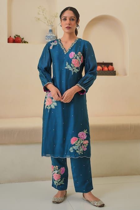 Chanderi Floral Embroidery Kurta Set