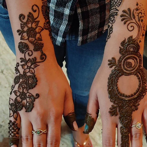 Bail Mehndi Design