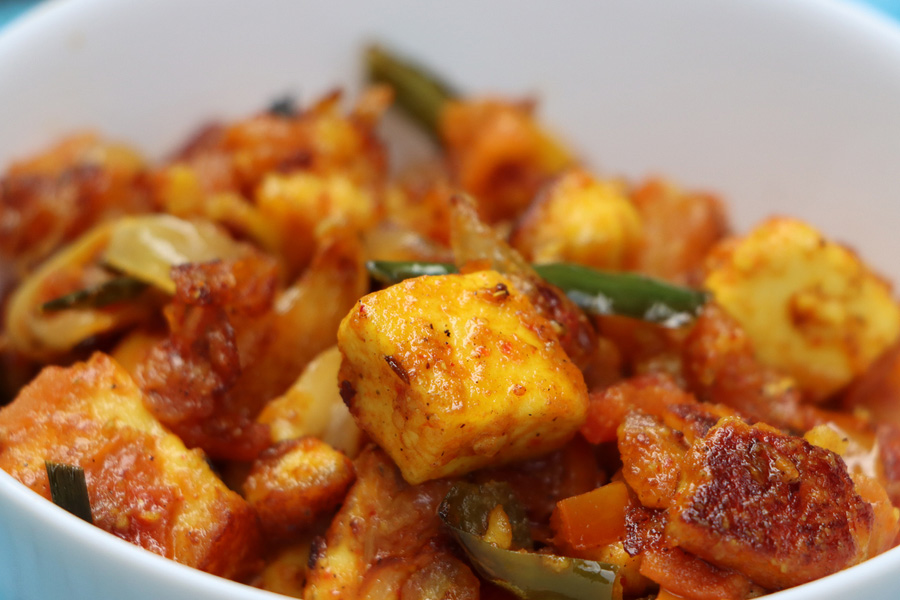 How To Make Paneer Bhuna Masala