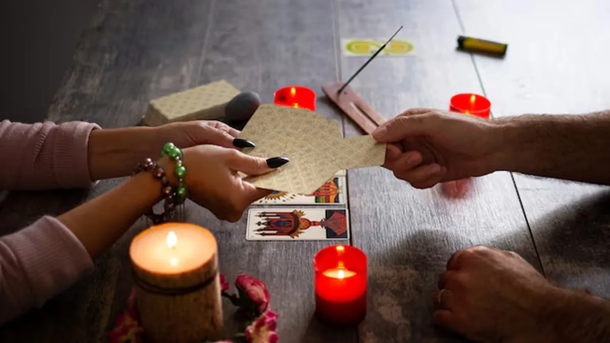 Weekly Love Tarot Horoscope From October 28 To November 3, 2024