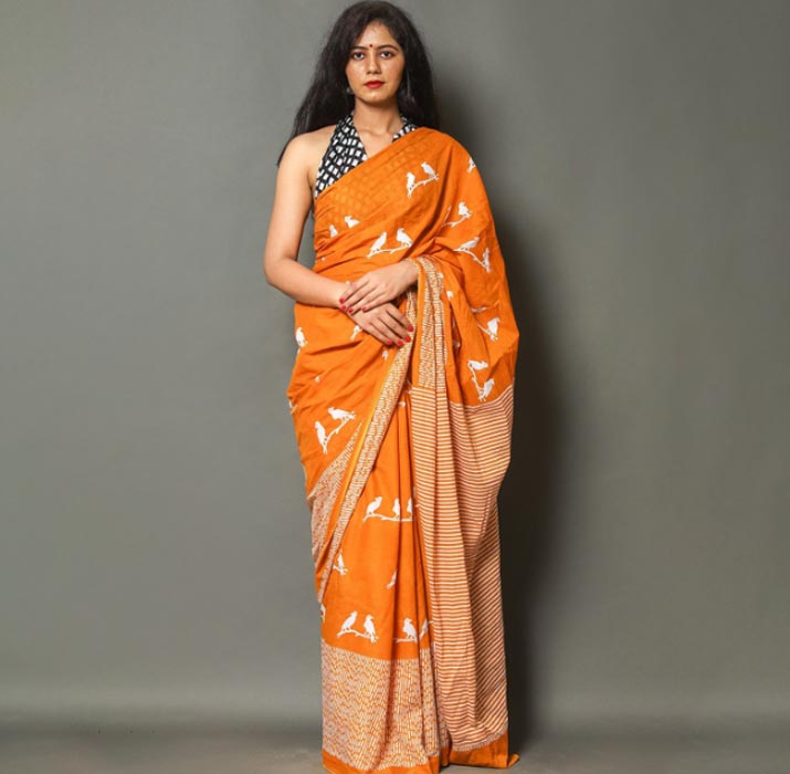 Cotton Mulmul Orange Saree With Printed Black Contrast Blouse