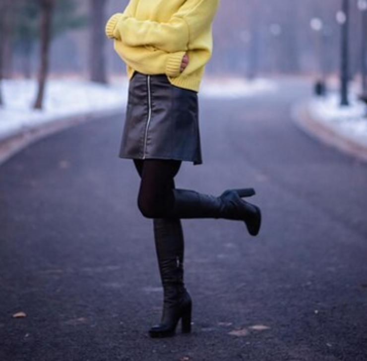 Leather Mini Skirt Style