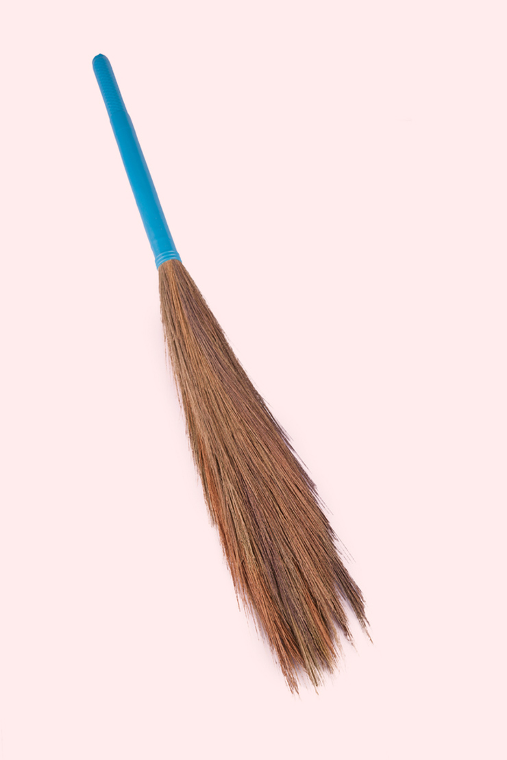 broom cleaning tips