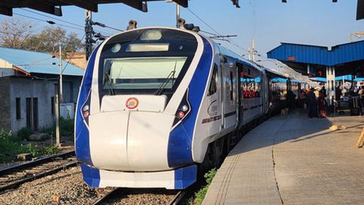 Delhi-Patna Vande Bharat Express Timings