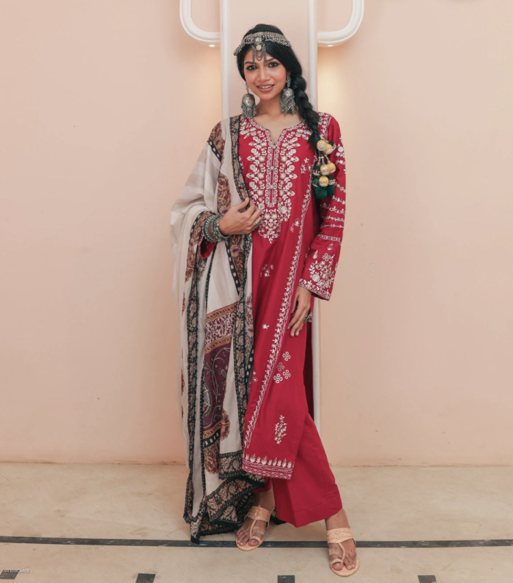 Mirrorwork Pakistani Suit Design