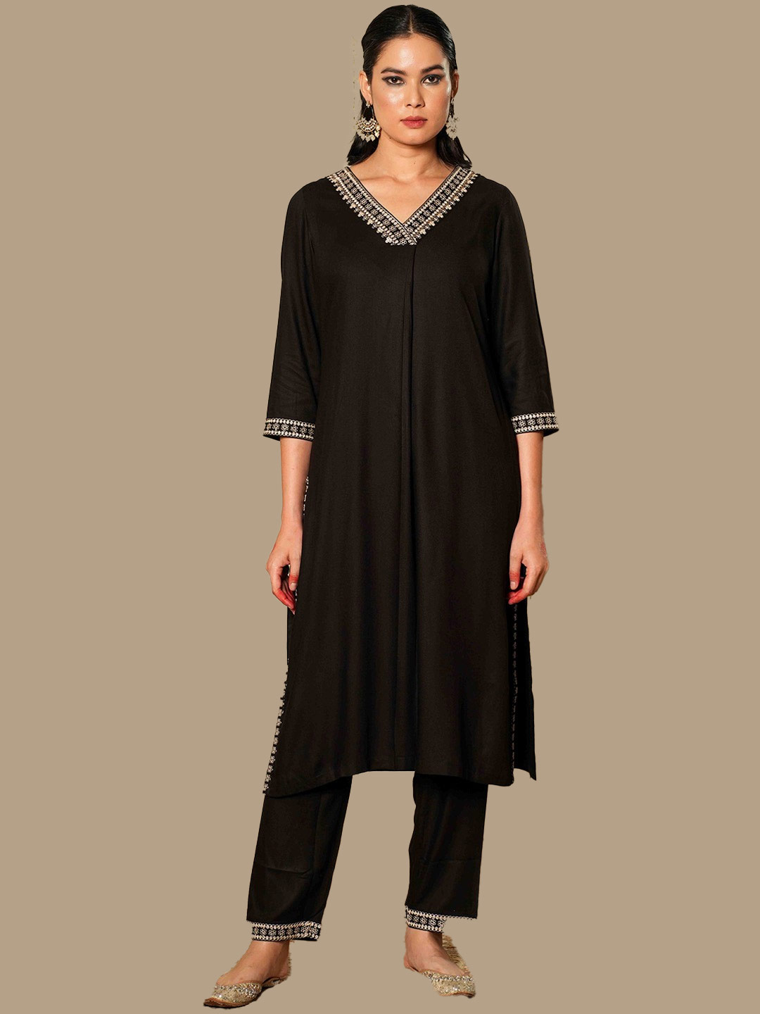 Plain Black V Neck Pashmina Kashmiri Suit