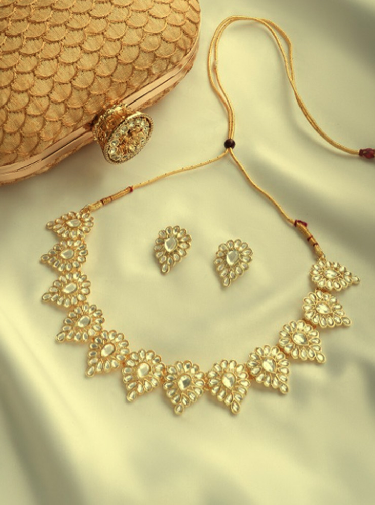 Gold Pearl And Polki Set Design