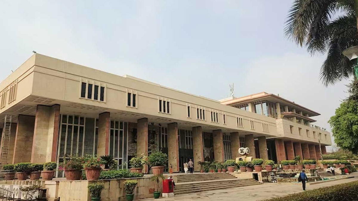 sexual relationship at workplace case