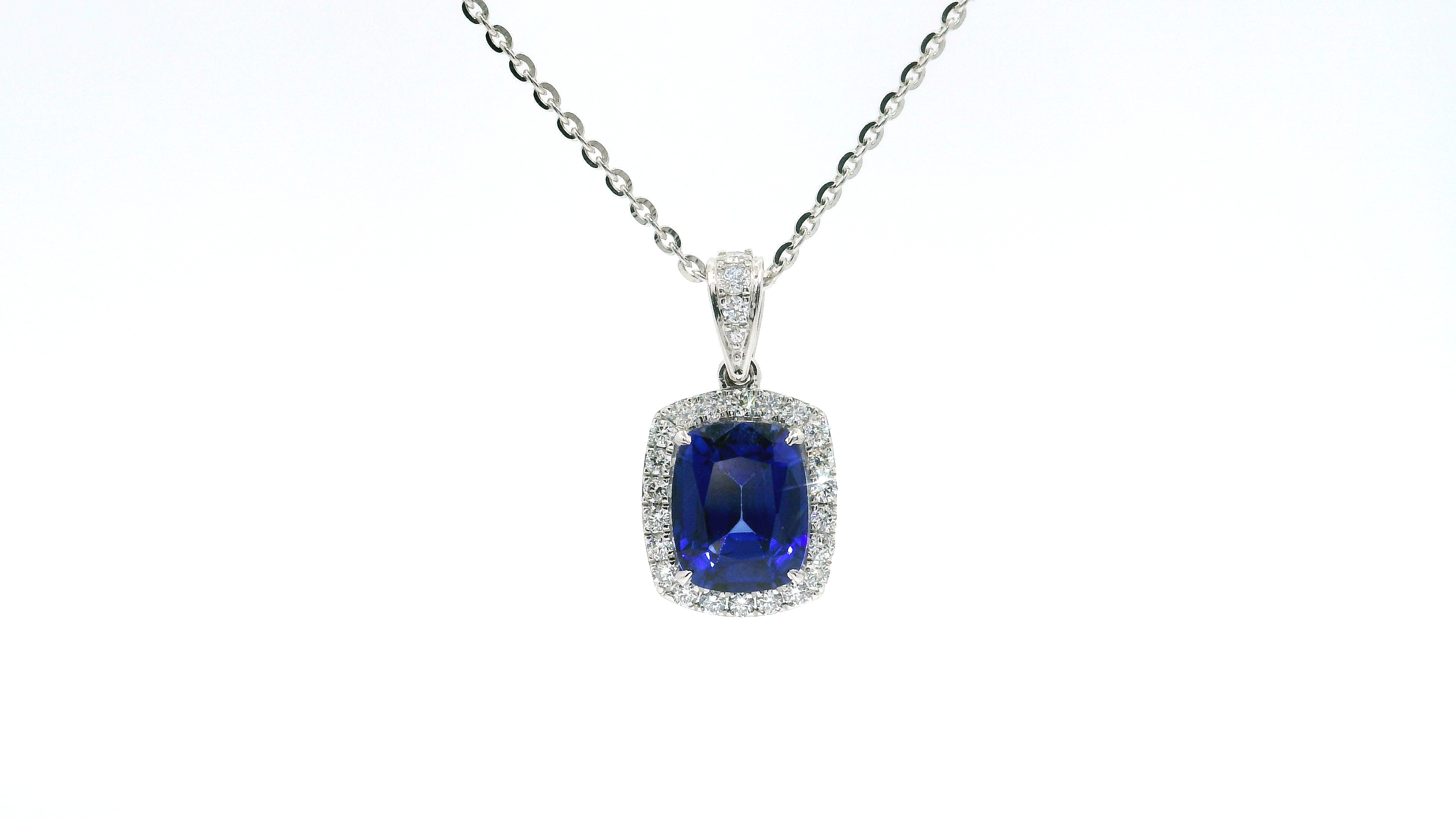 Bright Sapphire Necklace