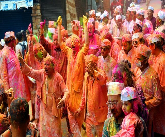 Nainital kumaoni holi