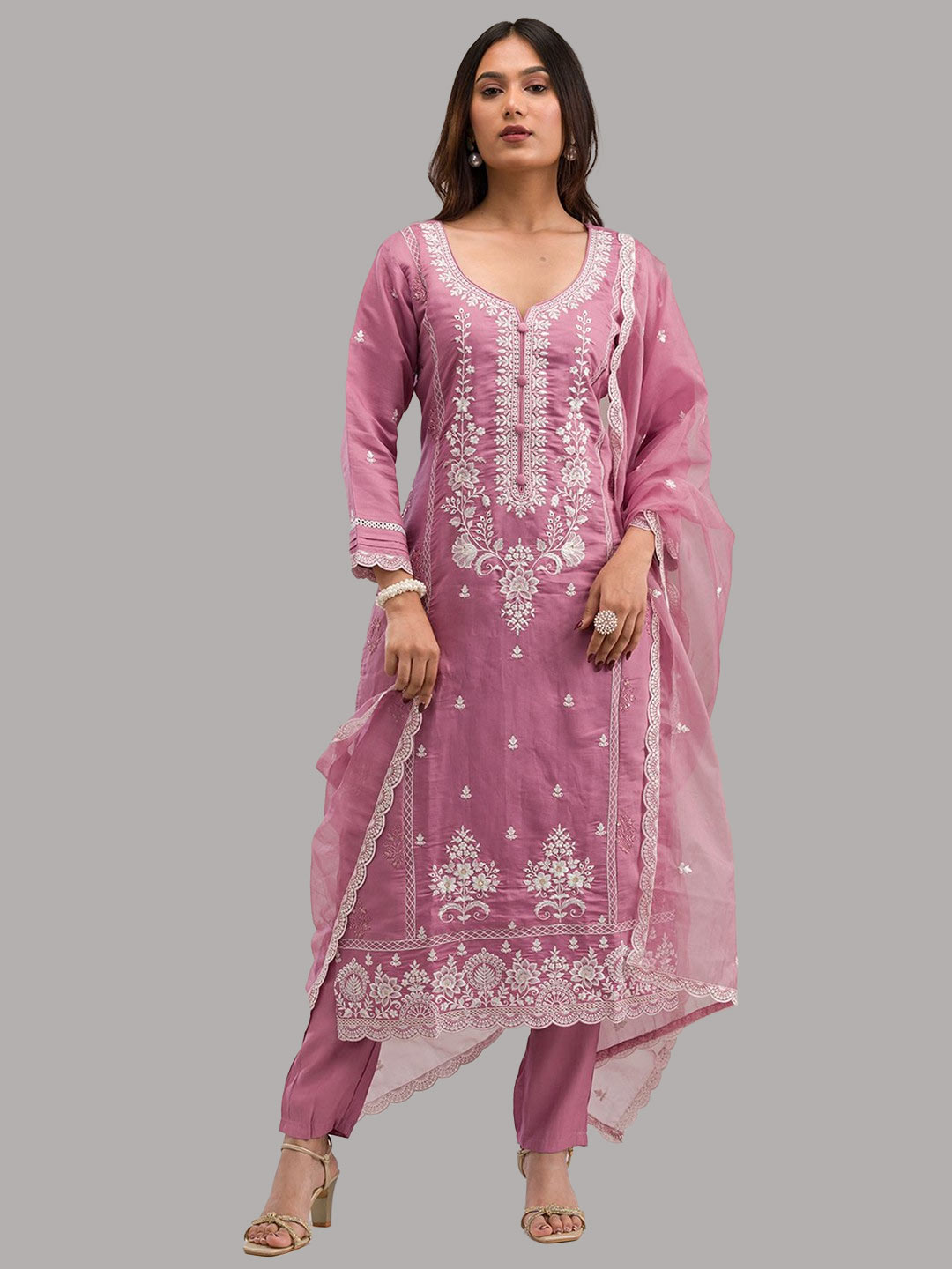 Pink Silk Cotton Kurta Set With White Embroidery