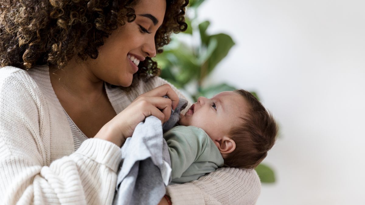 10 Superfoods Every New Mom Should Consume After Delivery