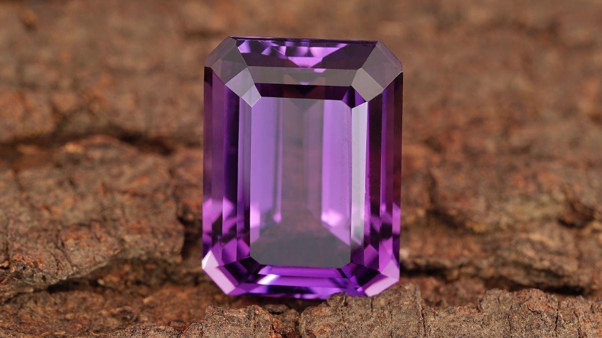 Amethyst gemstone