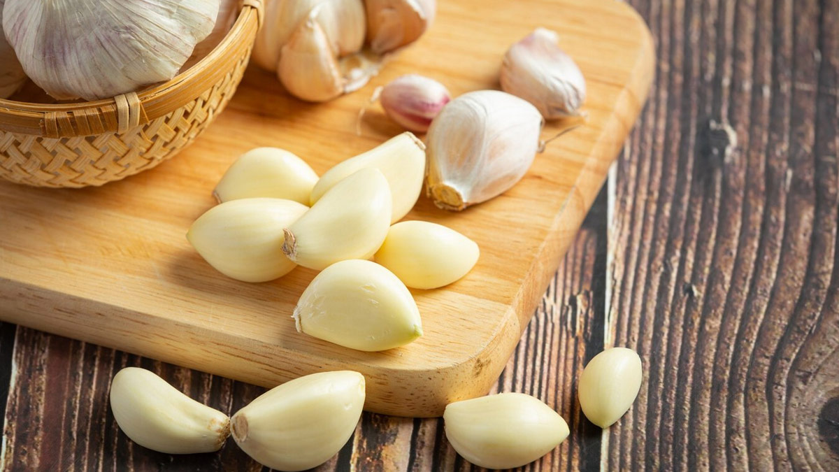 How Much Garlic Should You Consume On Empty Stomach
