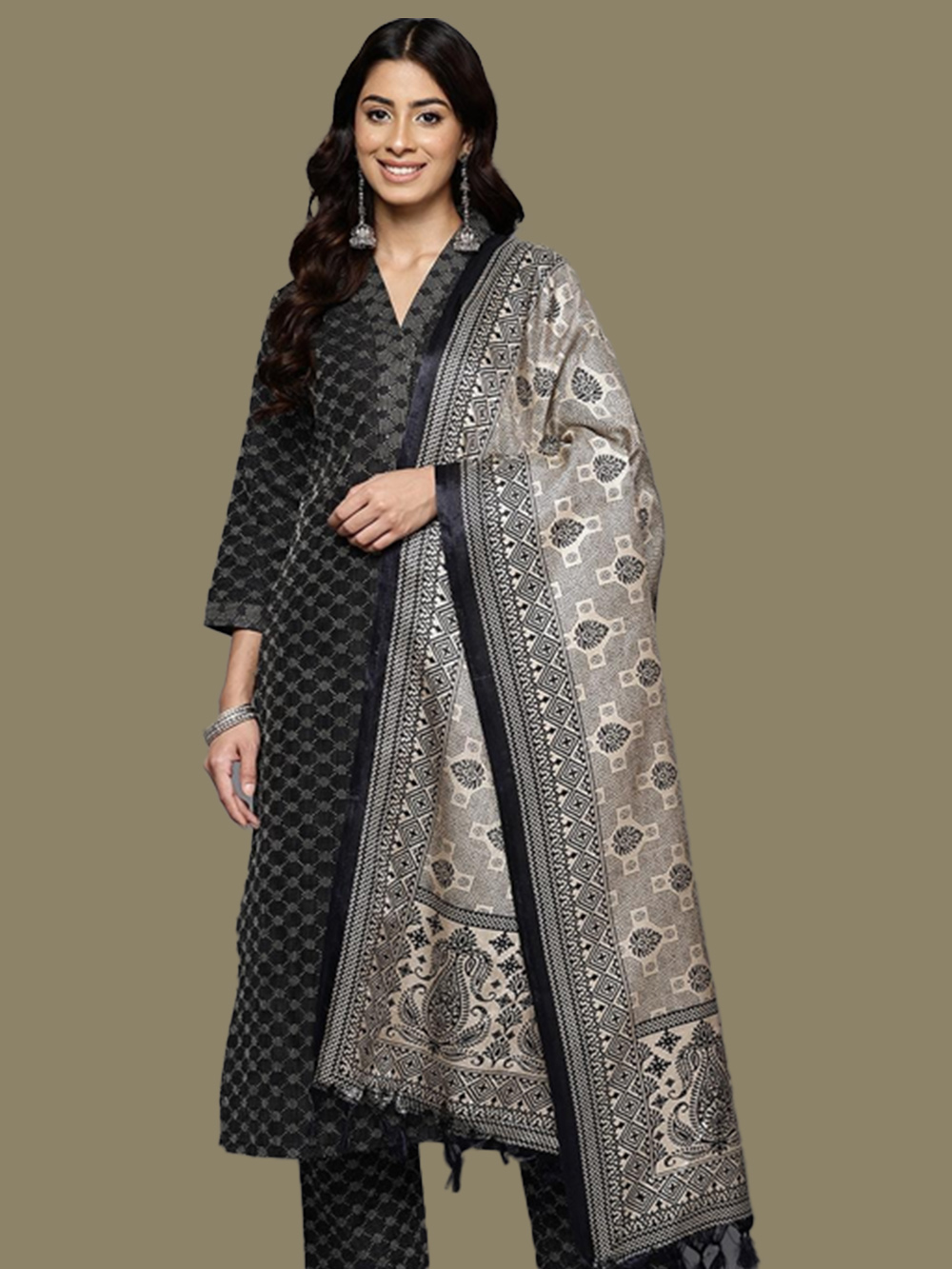 Cotton Black Plain Suit With Heavy Dupatta
