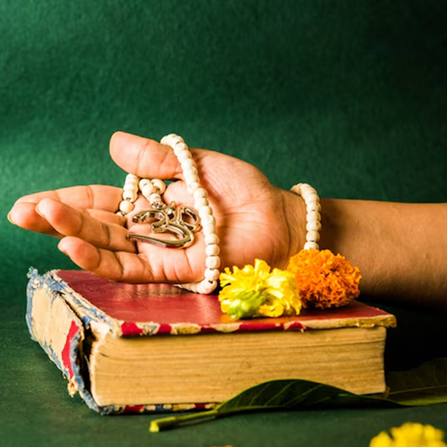 Unveiling the Power of Sundarkand A Divine Gift for Every Woman