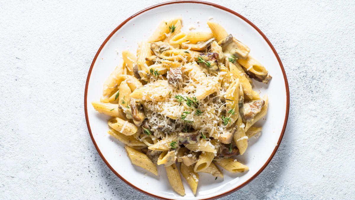 How To Make White Sauce Pasta At Home