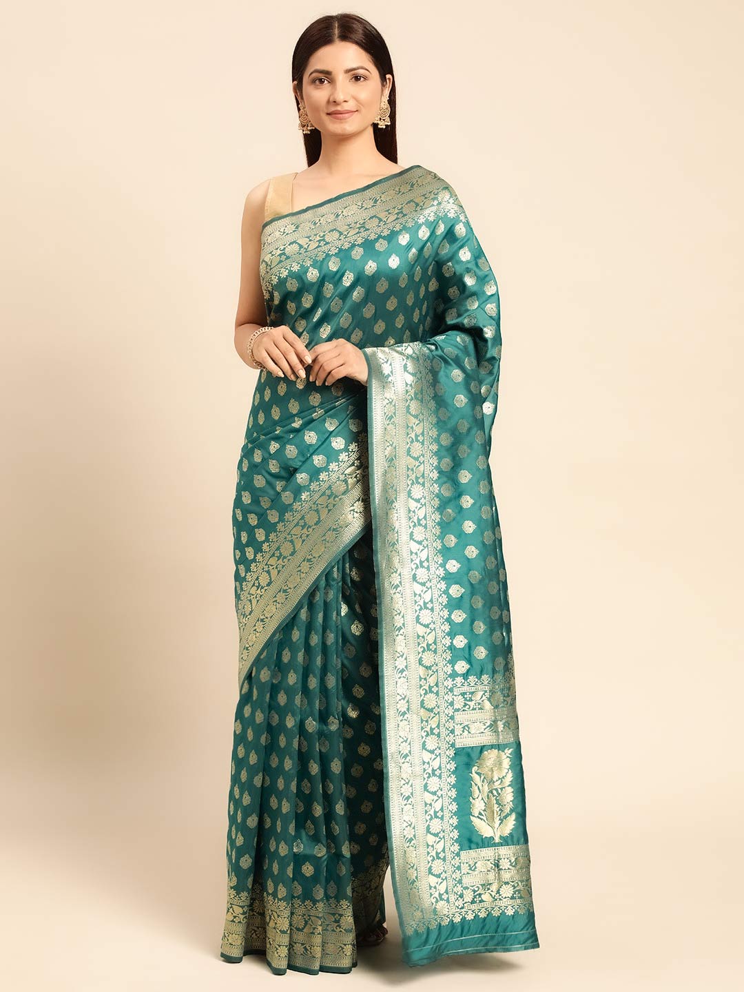Banarasi Peacock Colour Saree With Contrast Blouse Design