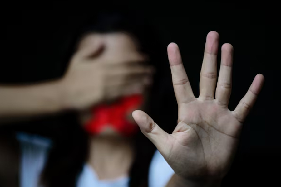 pune rape case delivery agent rapes