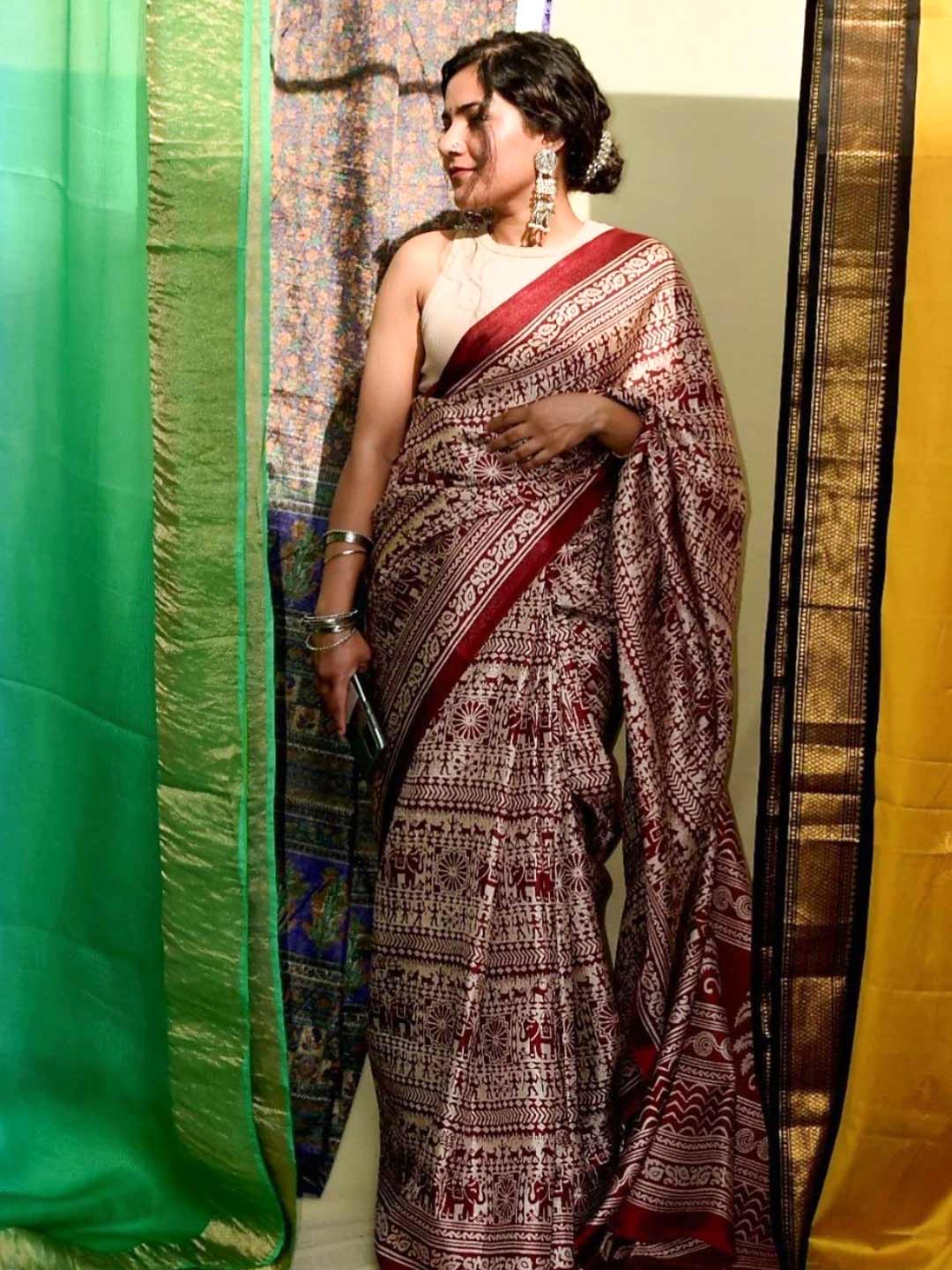 Printed Maroon Saree Contrast Blouse Design