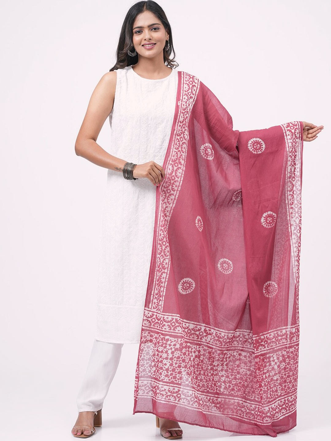 Bandhani Printed Cotton Pink Colour Dupatta Design
