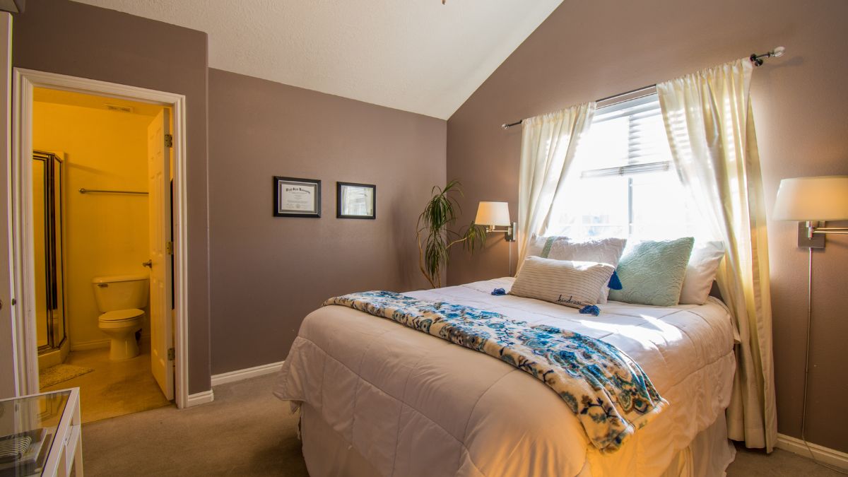 Vastu Tips for Attached Bathroom in Your Bedroom