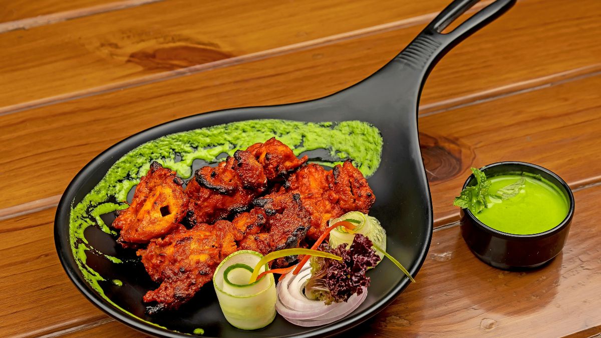 Mint-Coriander Dahi Dip (Green Chutney Dip)