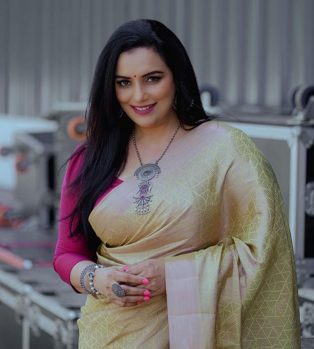 shwetha menon 1