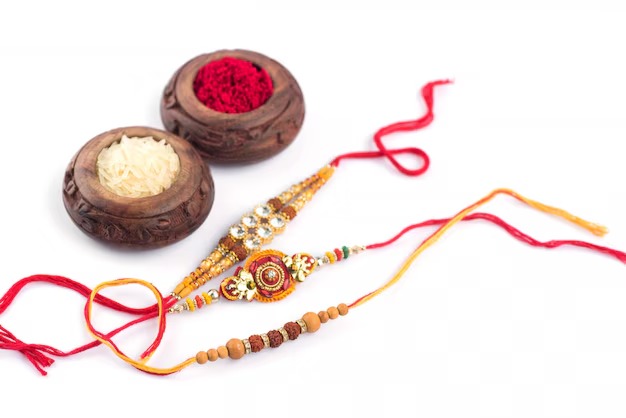 rakhi colours as per zodiac signs