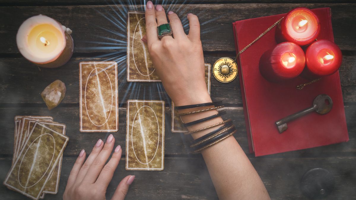 weekly love tarot predictions 25 to 31 august 2025