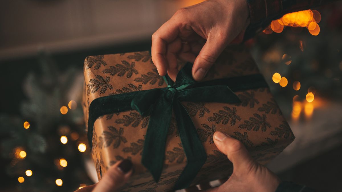 7+ Gift Ideas For Festive Season 2025