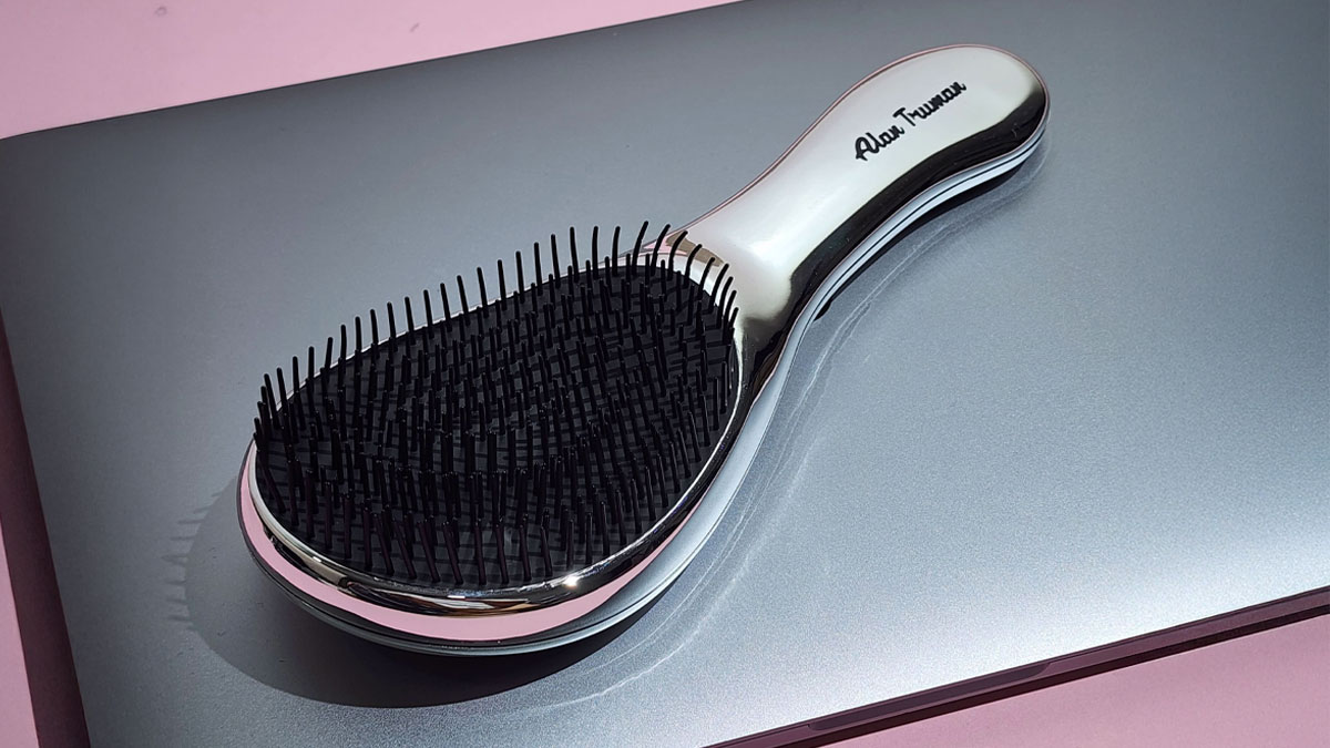 Alan-Truman-Detangling-Hair-Brush (1)