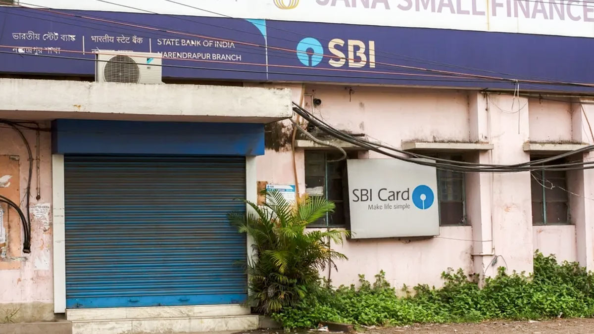 Guru Nanak Jayanti 2025 Bank Holiday: Banks To Stay Shut In These States On November 5, 2025 - Check Full List
