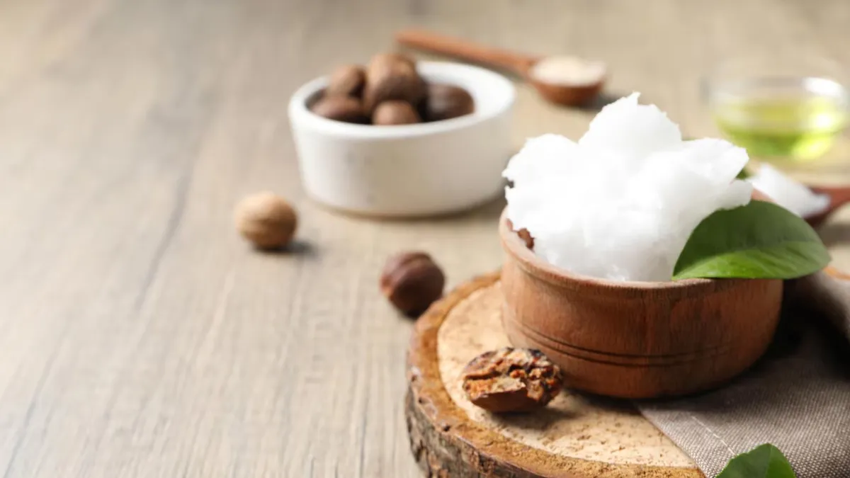 DIY Coconut & Cinnamon Hair Mask That Fights Frizz And Boosts Shine