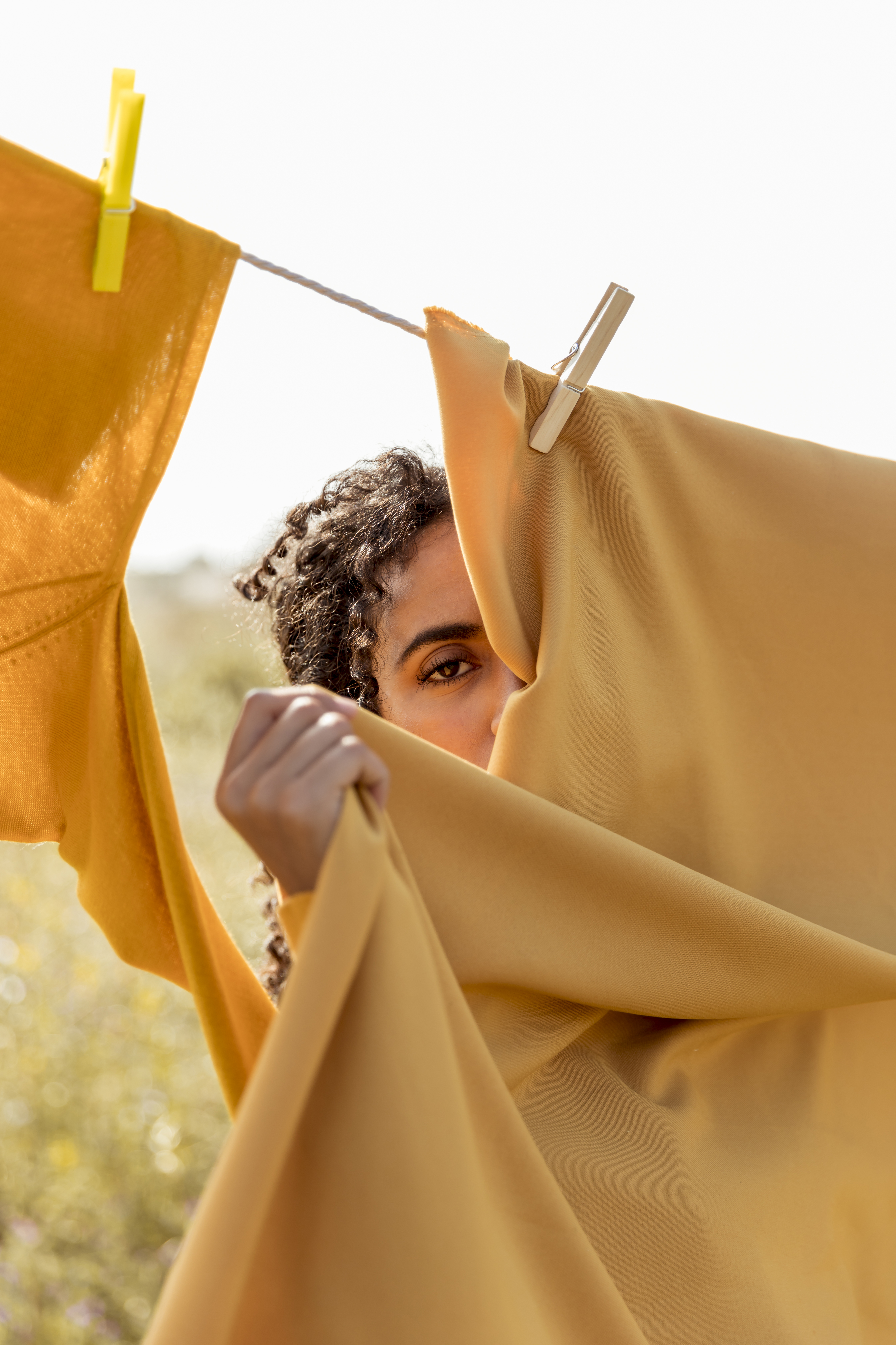 woman-nature-with-clothesline