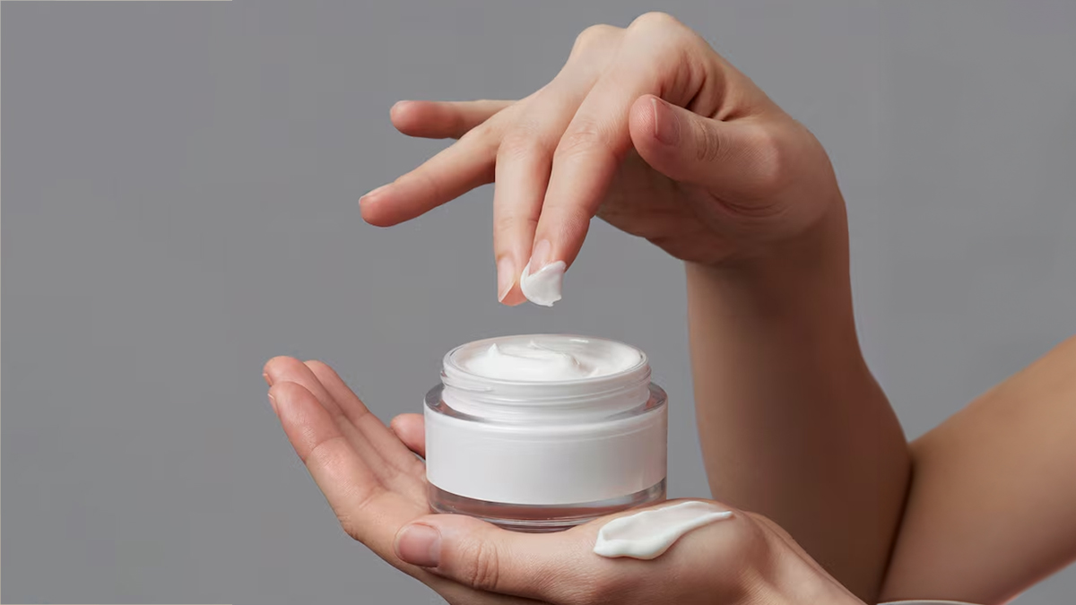 6 Winter Night Creams for Deep Moisturization And Repair