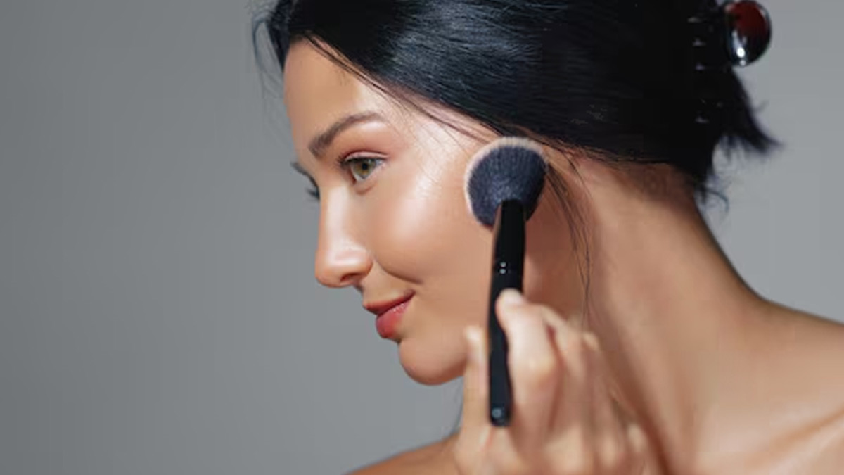 Top 7 Tinted Moisturisers That Will Give You Foundation-Like Finish Without The Heaviness