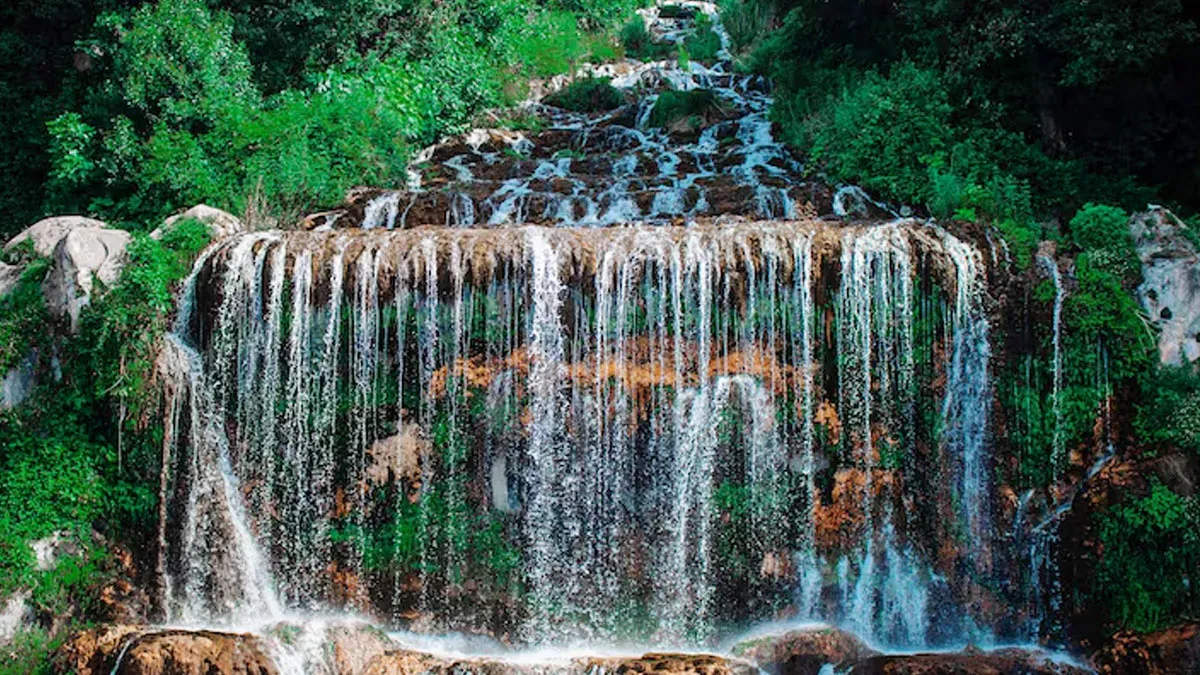 5 Unseen Waterfalls Around the World That Will Leave You Speechless