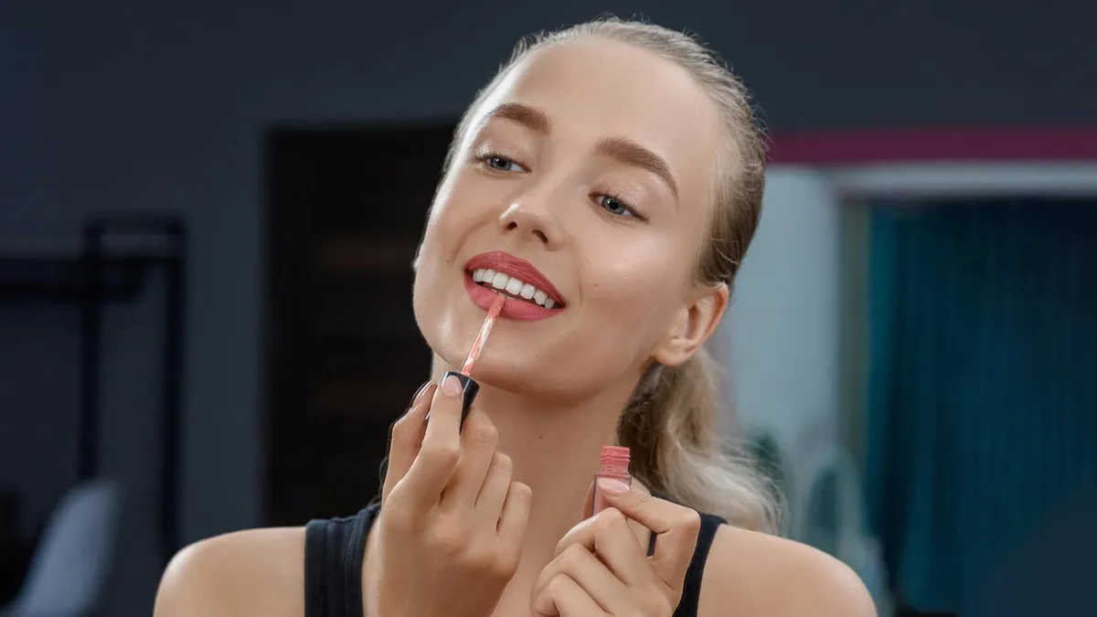 Top 7 Mauve Lipsticks Perfect For Every Indian Skin Tone