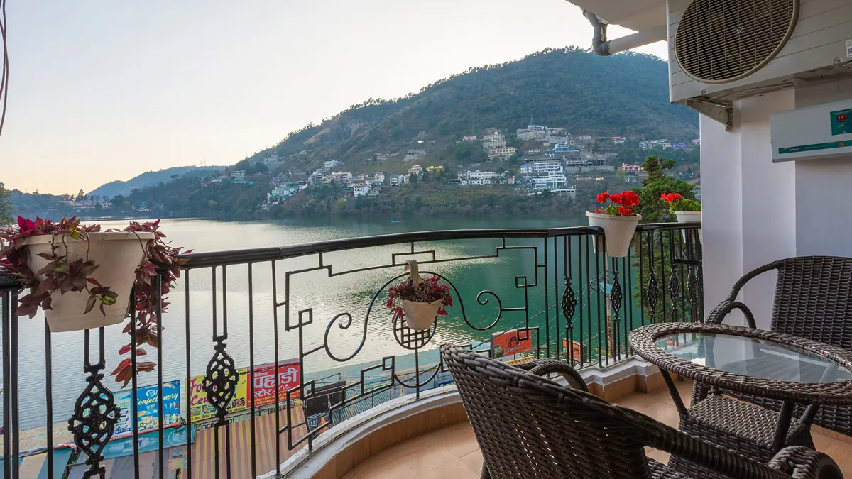  lakeside hotels near nainital for winter