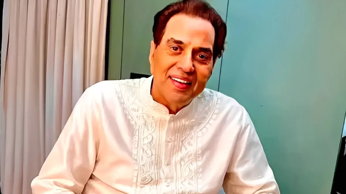 Dharmendra Passes Away: Esha Deol, Hema Malini And Other Celebrities Arrive In White