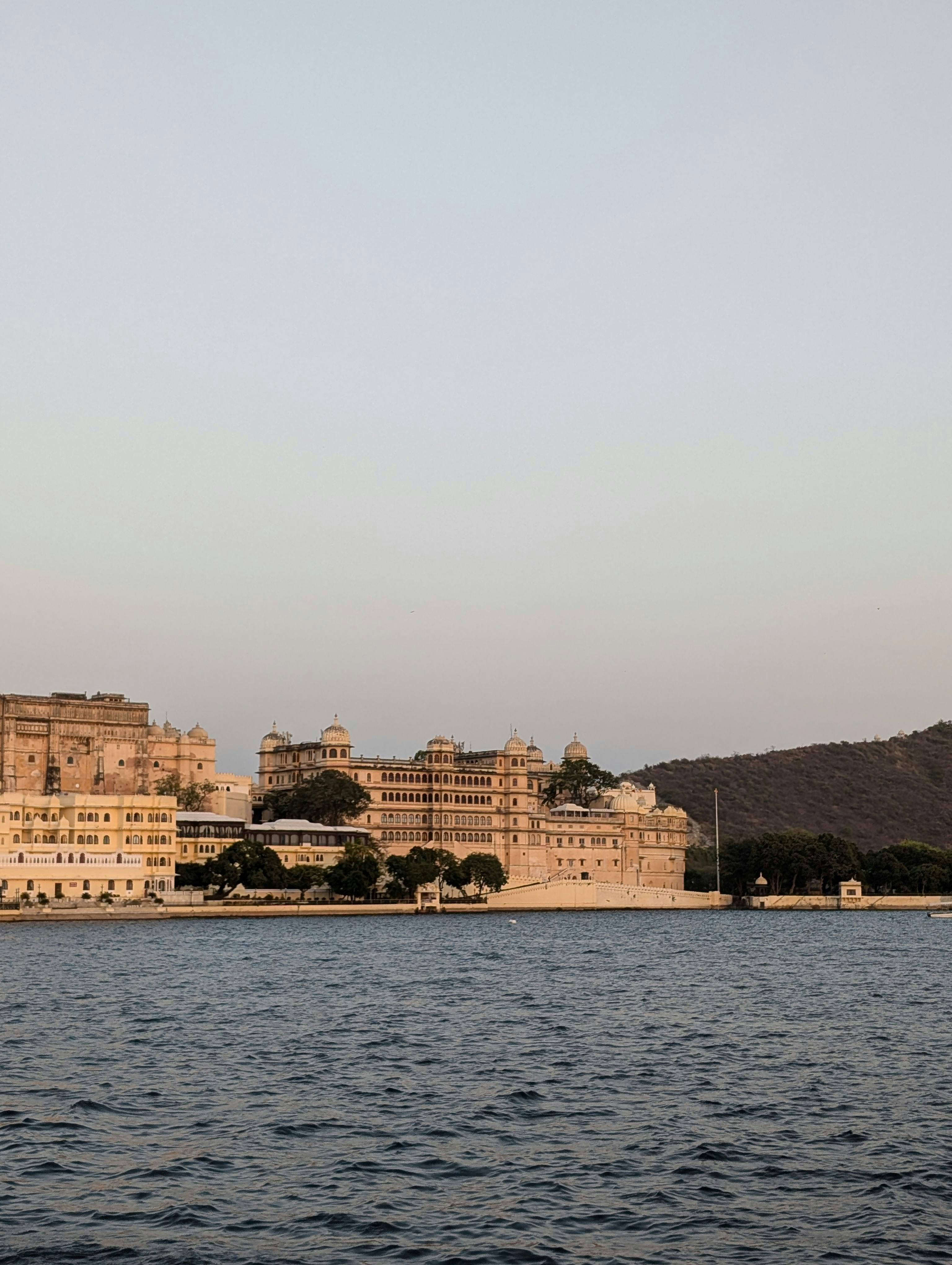 udaipur the city of lakes