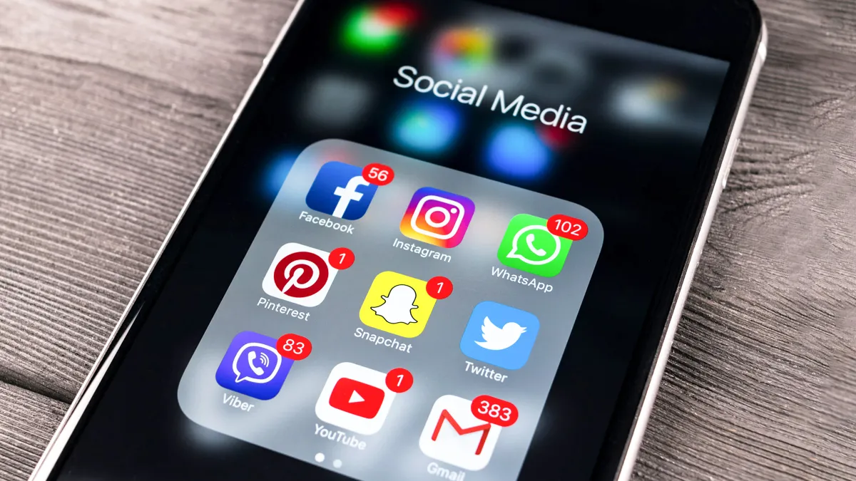 40-Minute Viral Video: The Content, Controversy Explained, And Impact On Today's Youth