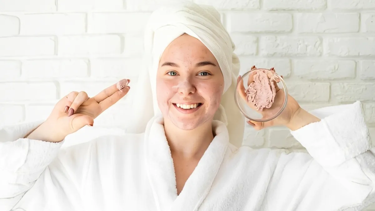 How To Make A Hydrating Winter Face Scrub At Home